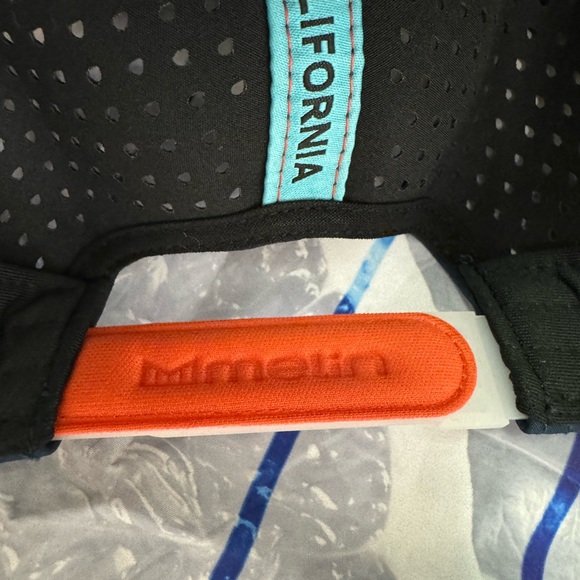 Melin x CC Sabathia Trenches Limited edition Hat Classic size with matching bag - Picture 10 of 17